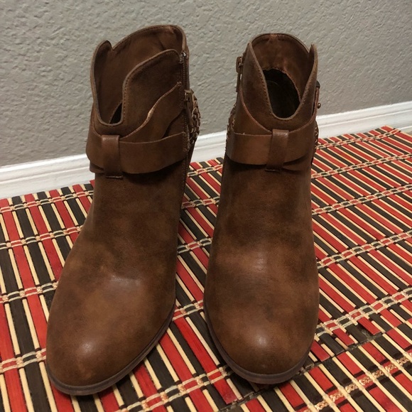 zozo Shoes Woman Winter Boots Xoxo Size 8 Poshmark